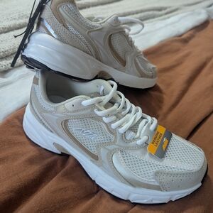 Avia 5000 Neutral Beige Women's Athletic Sneakers - Comfortable Everyday Trainer